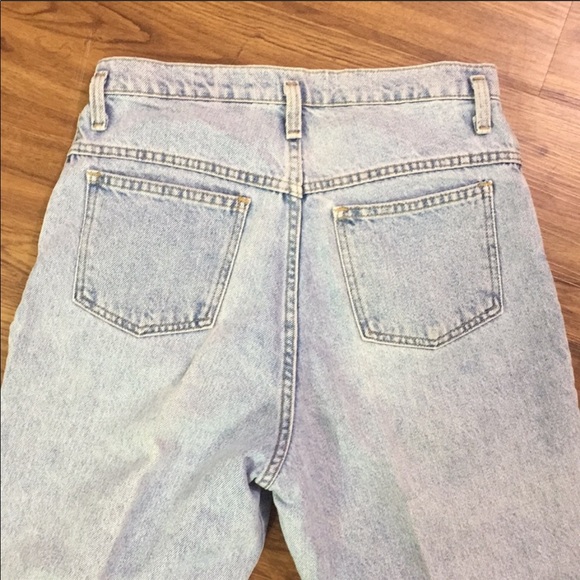 ‼️SOLD‼️ Vintage High Rise Tapered Mom Jeans - Picture 3 of 5